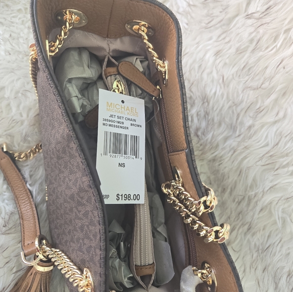 Michael Kors jet set chain messenger bag - Picture 5 of 6